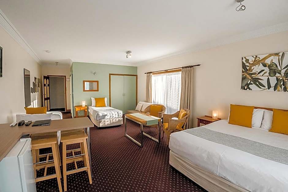 The Henry Parkes Tenterfield