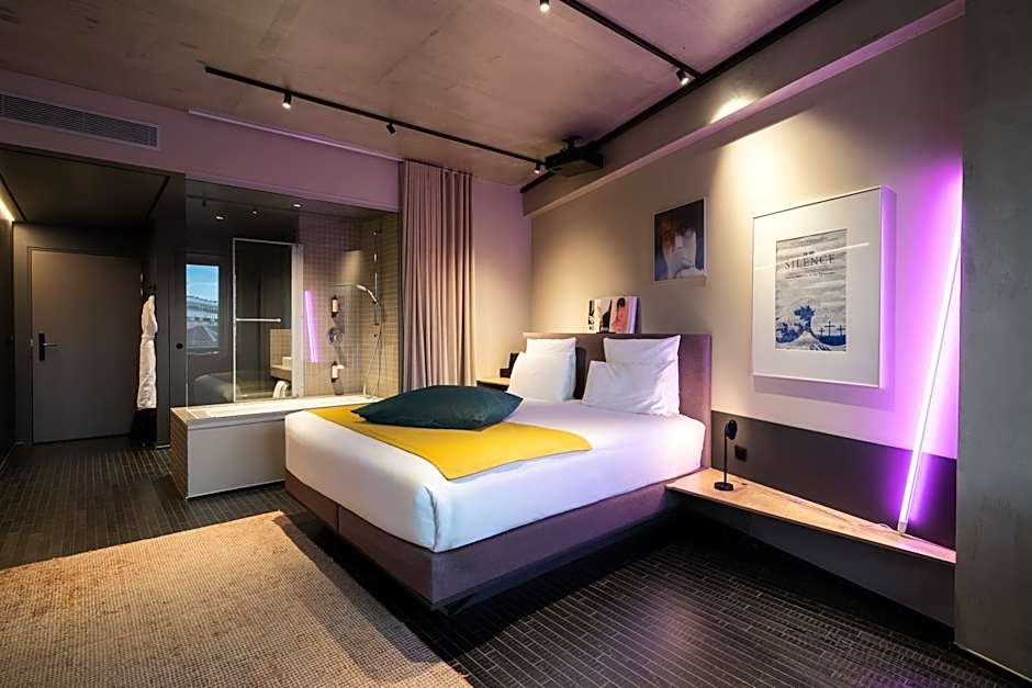 Hotel Paradiso