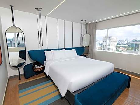 Presidential Suite with One King Bed and Bathtub