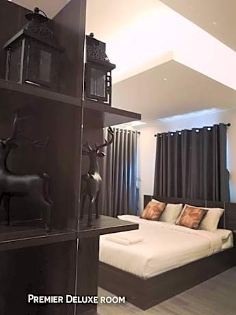 King Room with Balcony