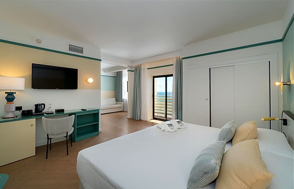 Photo 1 of 3 of Junior Suite