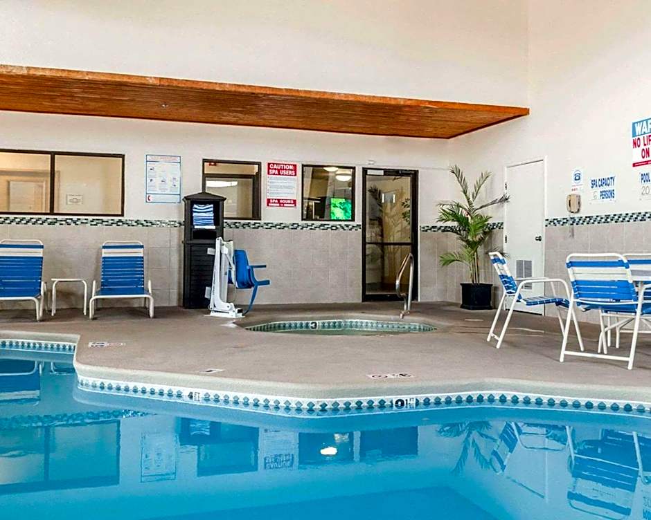 Quality Inn & Suites Albuquerque West