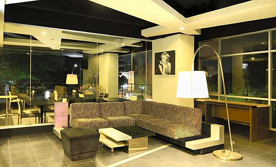 Valore Hotel