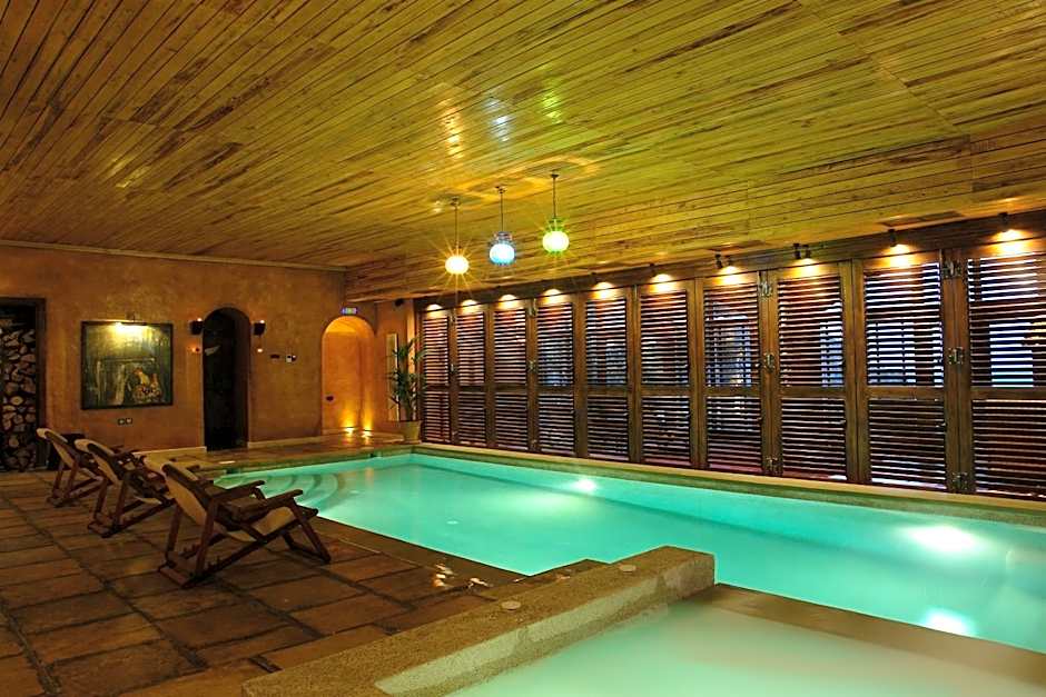 Montanema Handmade Village