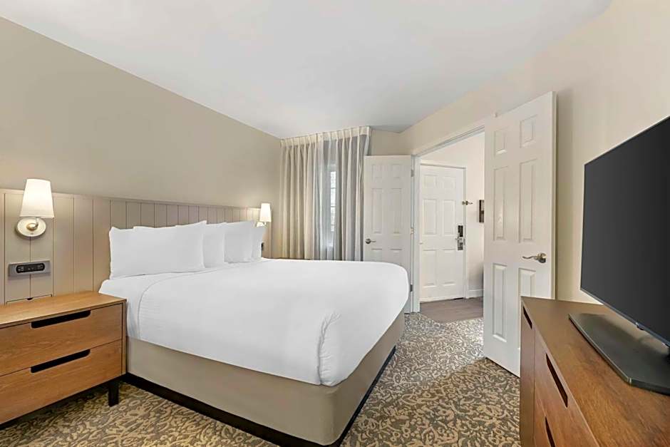 Sonesta ES Suites Dulles Airport