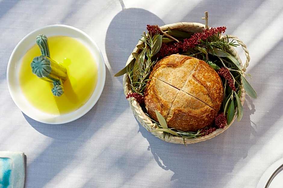 Can Simoneta - Adults Only