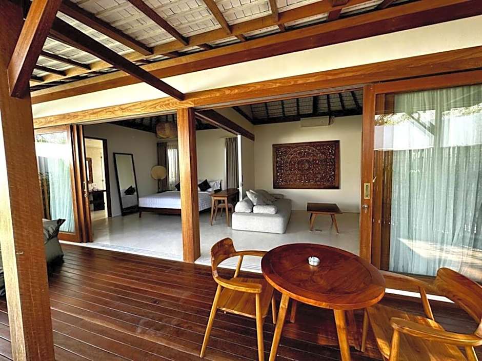 Di Cappio Studio Uluwatu