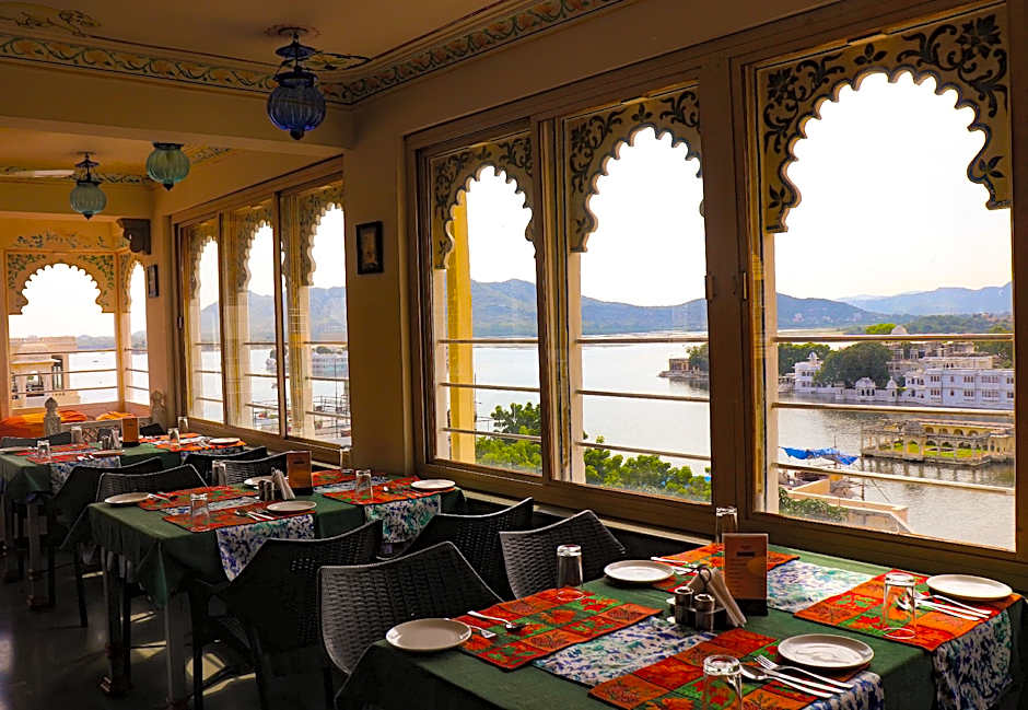 Mewar Haveli A Traditional Hotel