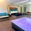 Super 8 by Wyndham Oceanside Downtown