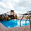Plus 33 Hotel