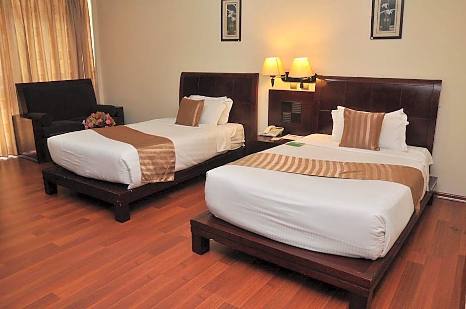 Kaleb Hotel