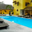 Zar Manzanillo