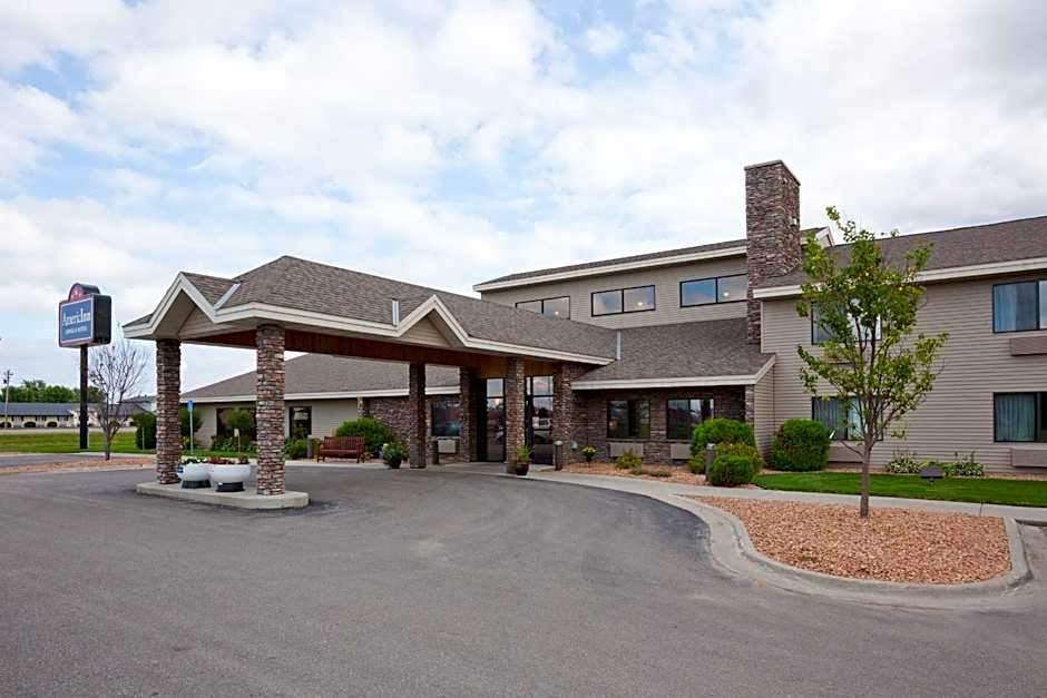 AmericInn by Wyndham Thief River Falls