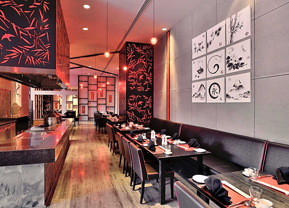 Radisson Blu Plaza Hotel Hyderabad Banjara Hills