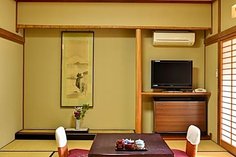 Economy Double or Twin Room