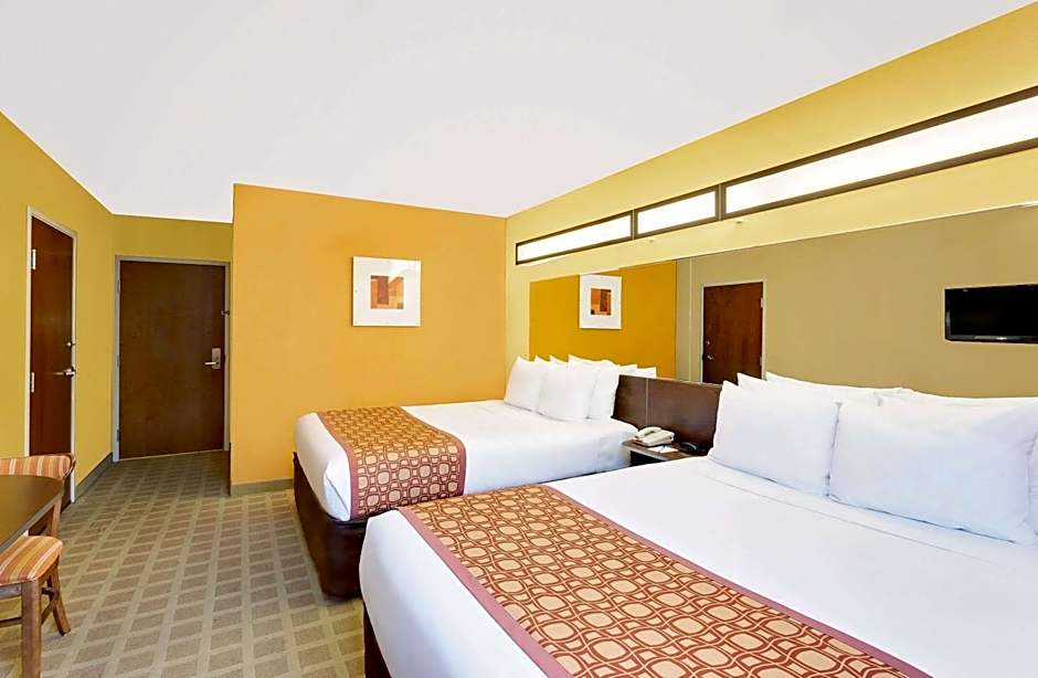 Microtel Inn & Suites By Wyndham Princeton