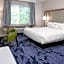 Fairfield Inn & Suites by Marriott Port Clinton Waterfront