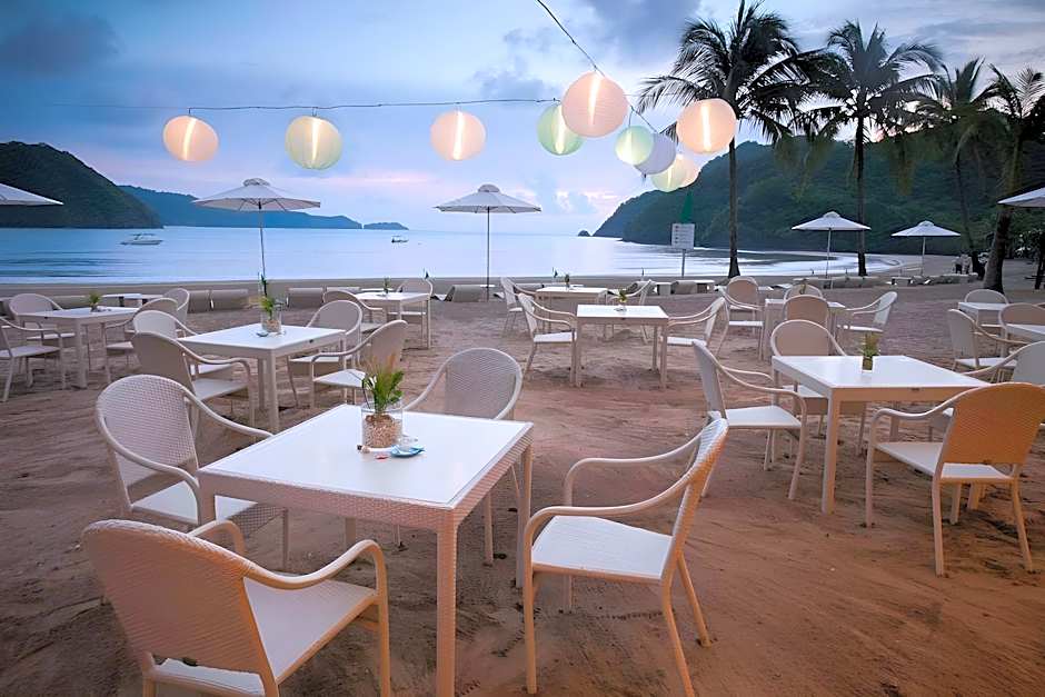 Pico Sands Hotel