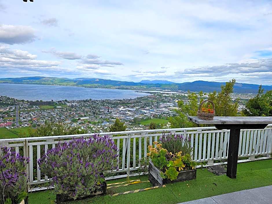 Aorangi Peak Holiday House