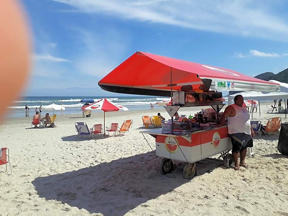 Alegria casa 3 dorms Cond Fechado churrasqueira piscina