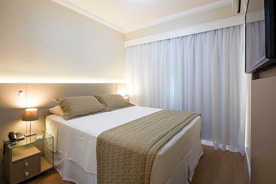 Tsue The Palace Flats