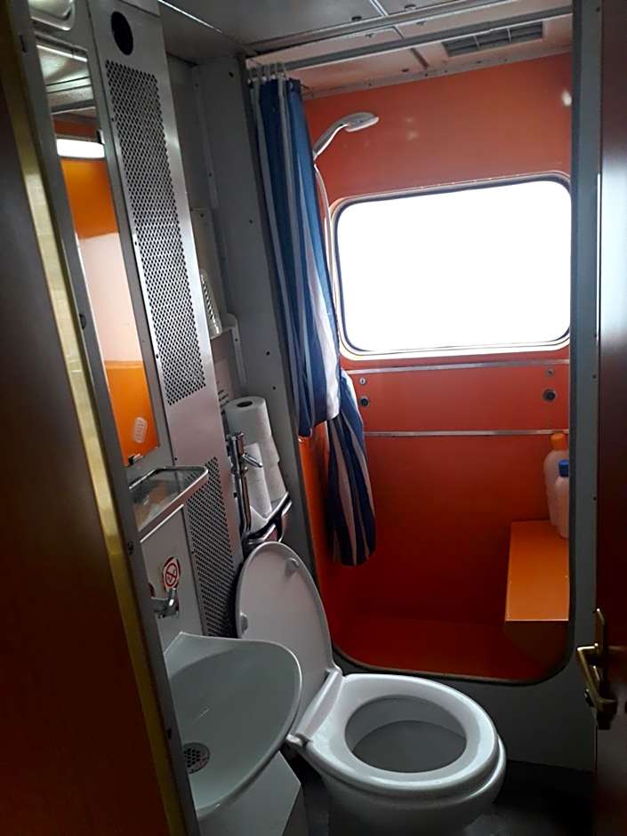 Train Lodge Amsterdam