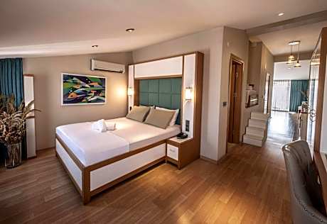 King Suite with Balcony