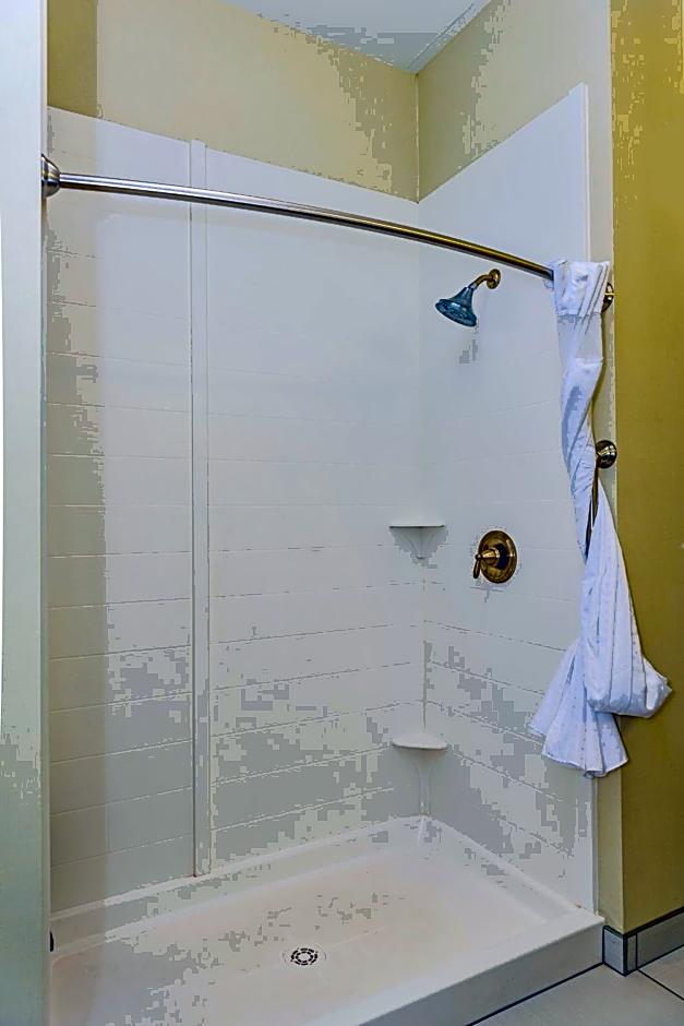 Holiday Inn Express & Suites Cheektowaga North East By IHG