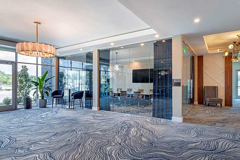 Cambria Hotel Waco University Riverfront