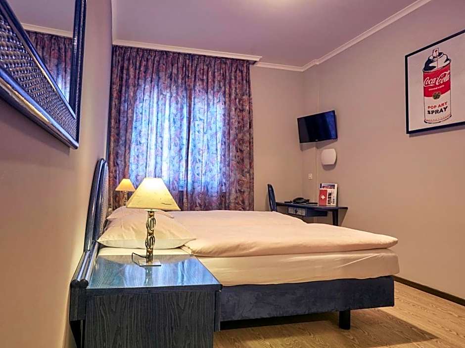 Crystal Hotel
