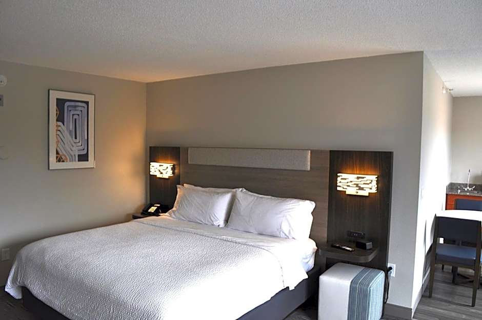 Holiday Inn Express & Suites St. Croix Valley By IHG