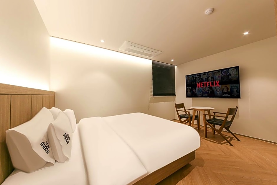 Hound Hotel Jeonju Deokjin