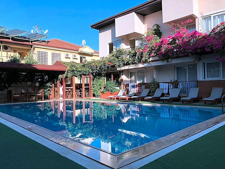 Ten Apart Hotel