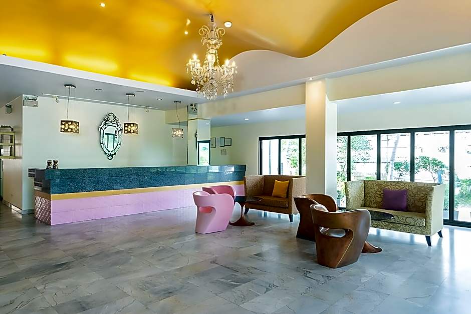 BELLA VILLA METRO HOTEL