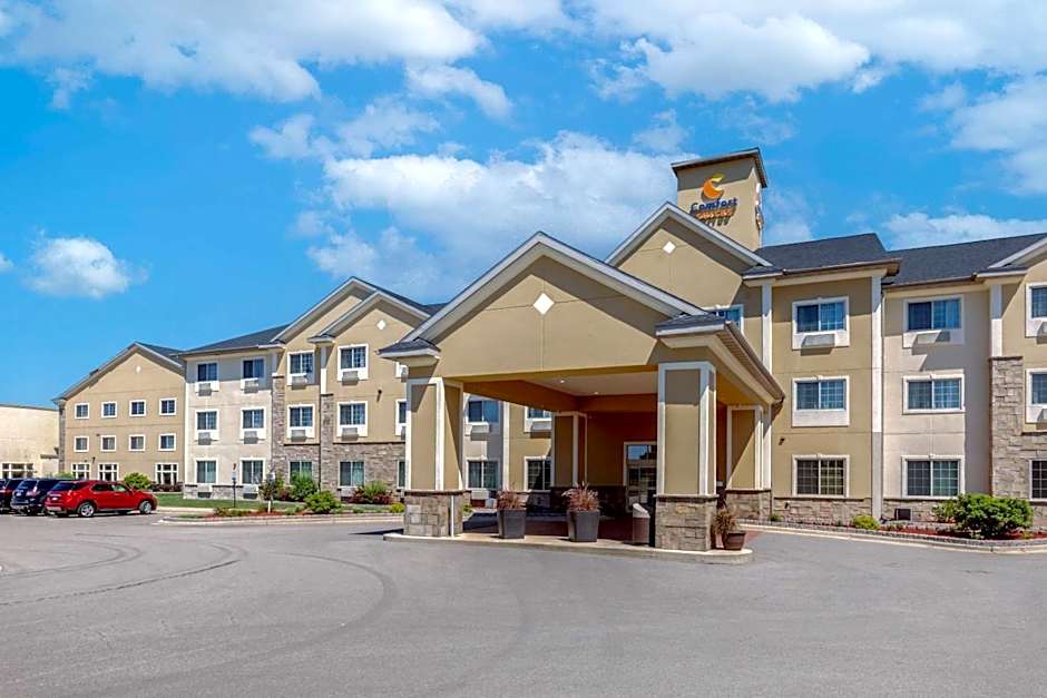 Comfort Suites Johnson Creek