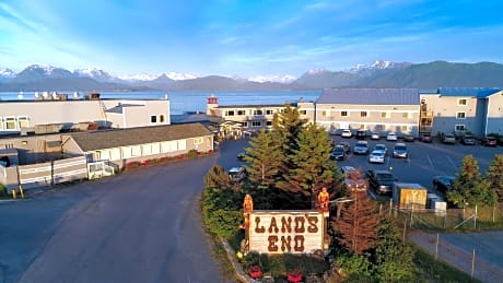 Land's End Resort
