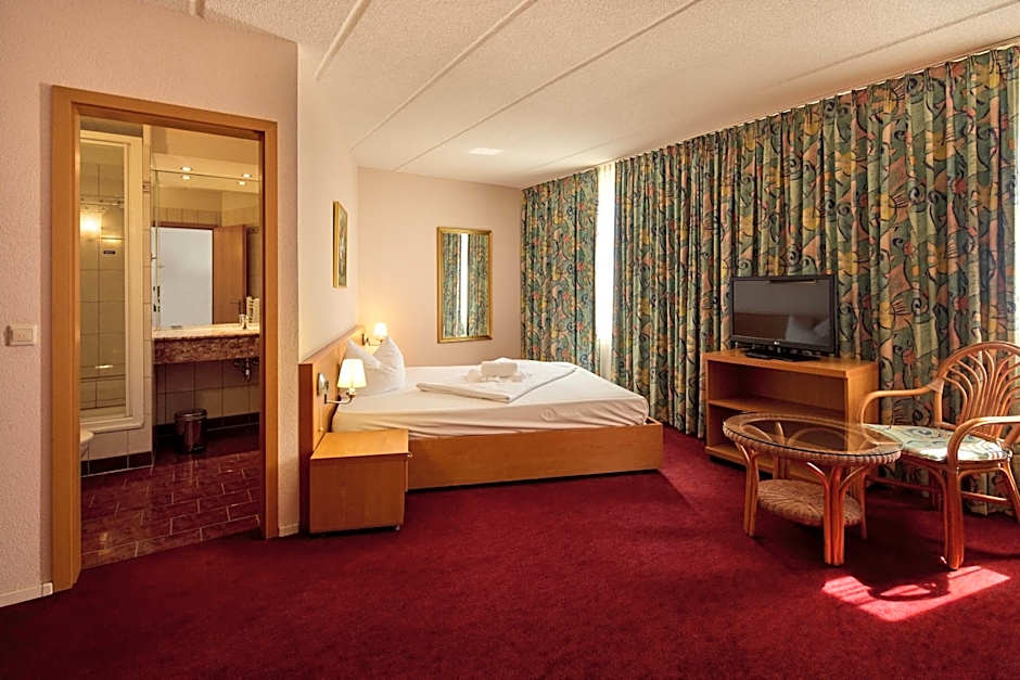 TRIP INN Axxon Hotel