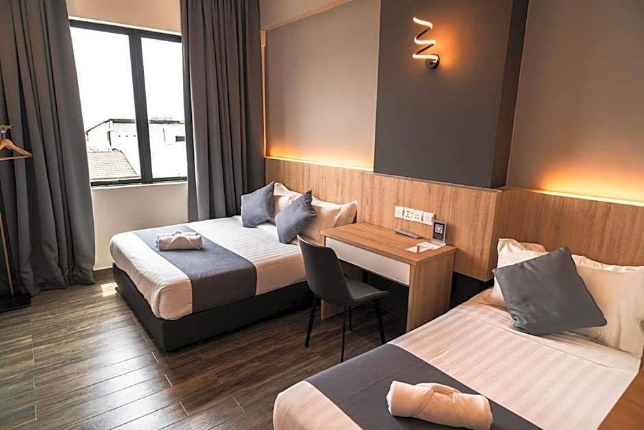 DJ Citi Plaza Hotel & Suites