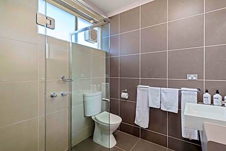 Deluxe Queen - Non Smoking