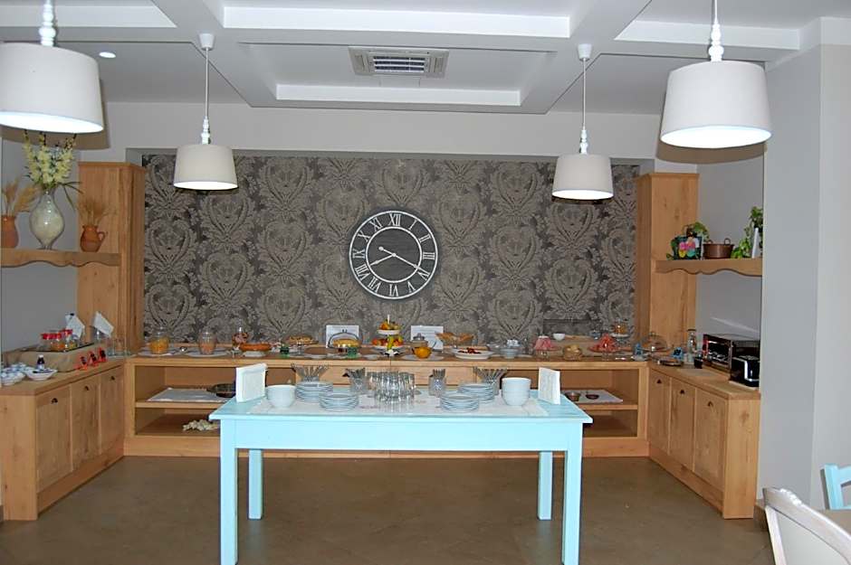 Giga Hotel