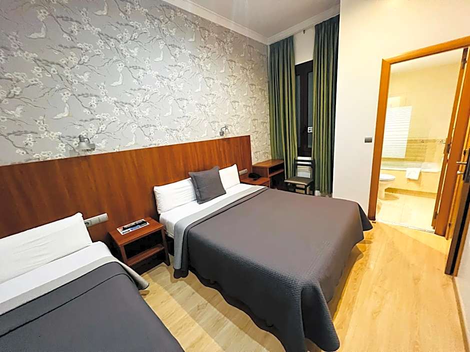 Ciudad Condal Hostal - Paseo de Gracia