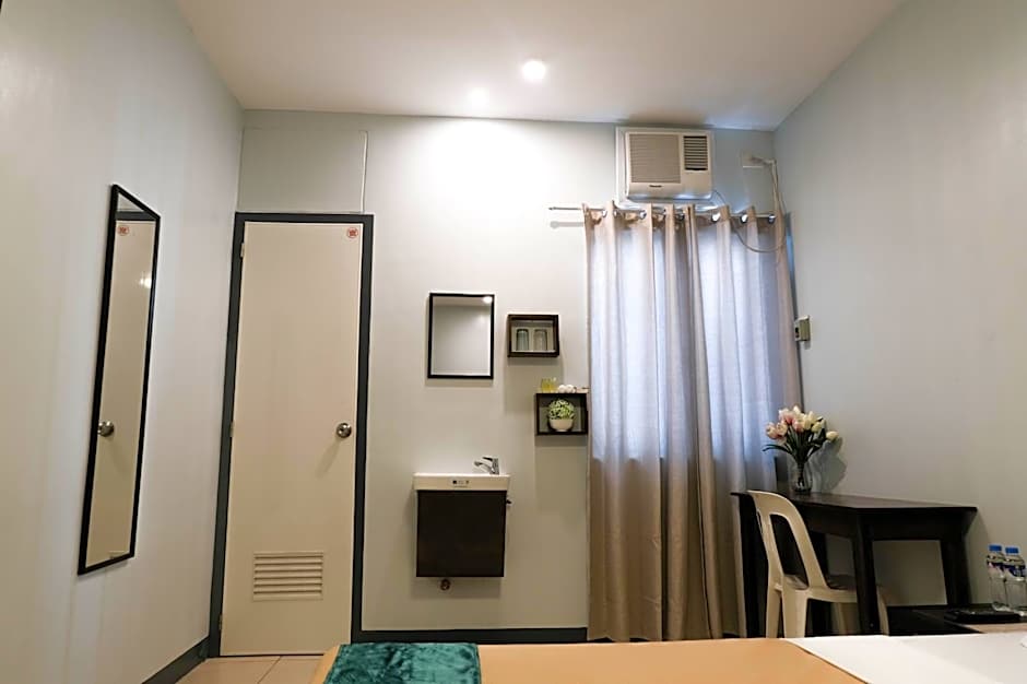 Seasons Hotel Sablayan