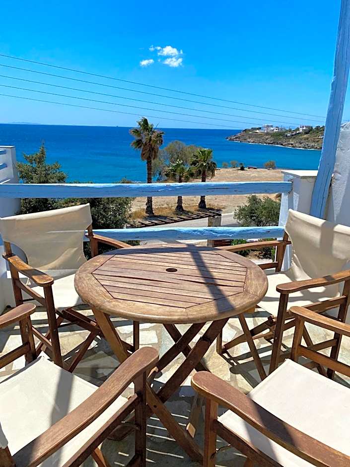 Agnadi Syros Beachfront Studios & Rooms