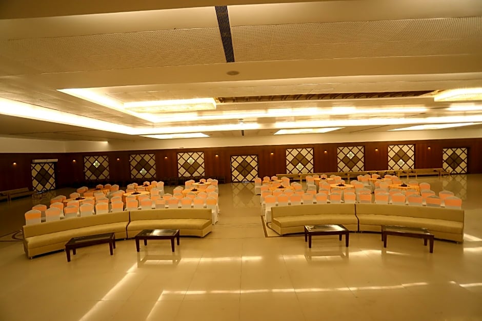 Hotel Kanha's Palm Springs, Bhopal