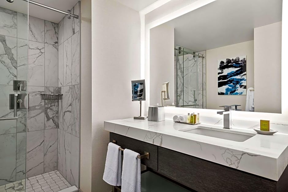Hilton Grand Vacations Club Chicago Magnificent Mile