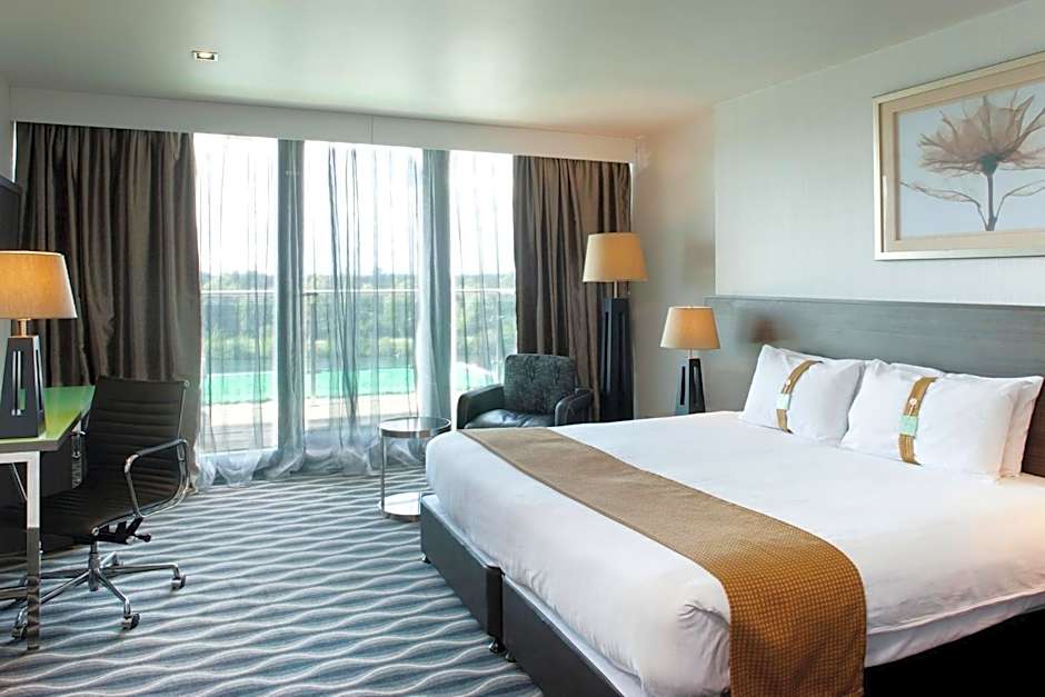 Crowne Plaza London - Kingston By IHG