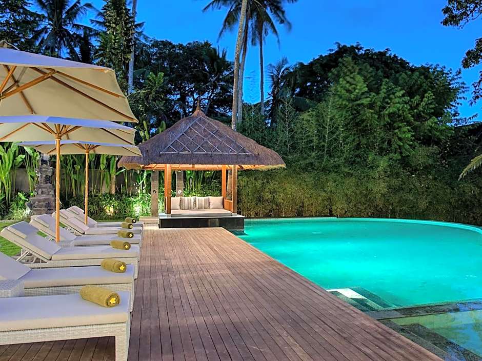 Seseh Beach Villas