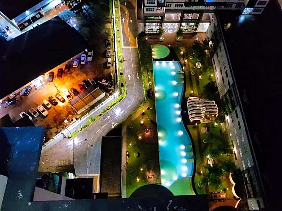 Puchong Skypod Residence @ Hostay