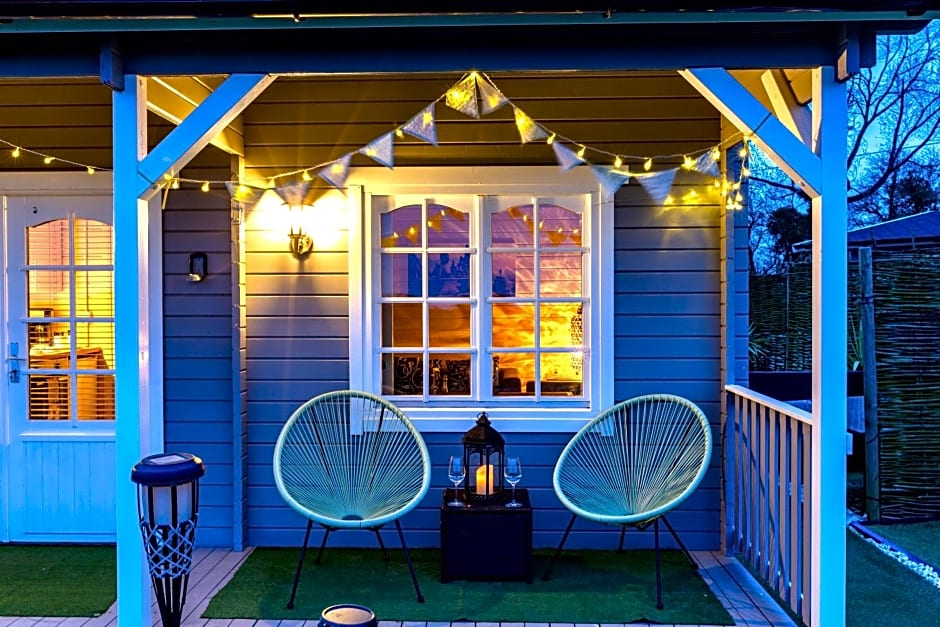 The Retreat Log Cabin