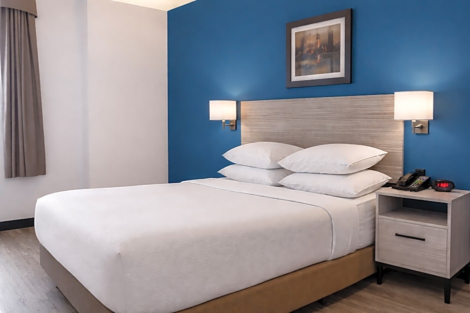 Signature Stay Inn and Suites